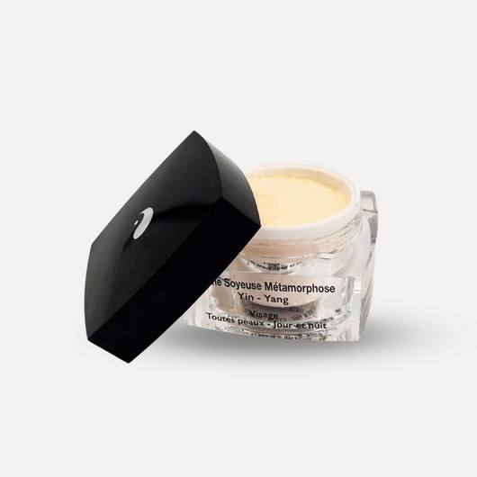 les peaux foncées et la protection solaire